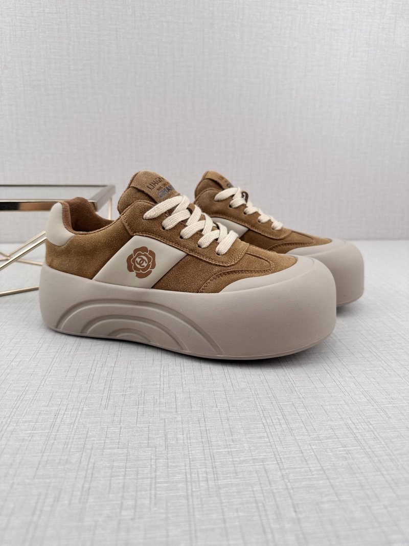 Chanel Q11 Platform Sneaker 'Black / White' view