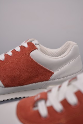Chanel Low-Top Sneaker 'White / Red' view 8