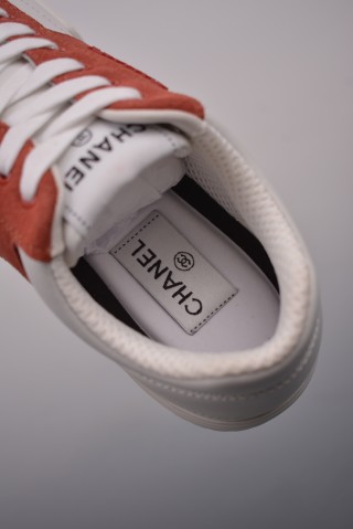 Chanel Low-Top Sneaker 'White / Red' view 9