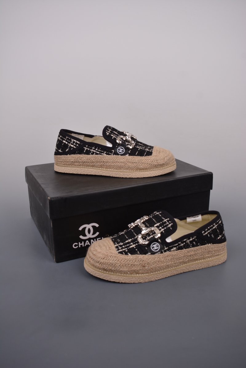 Chanel Running Shoe 'Red' view