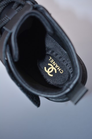 Chanel Running Shoe 'Red' view 9