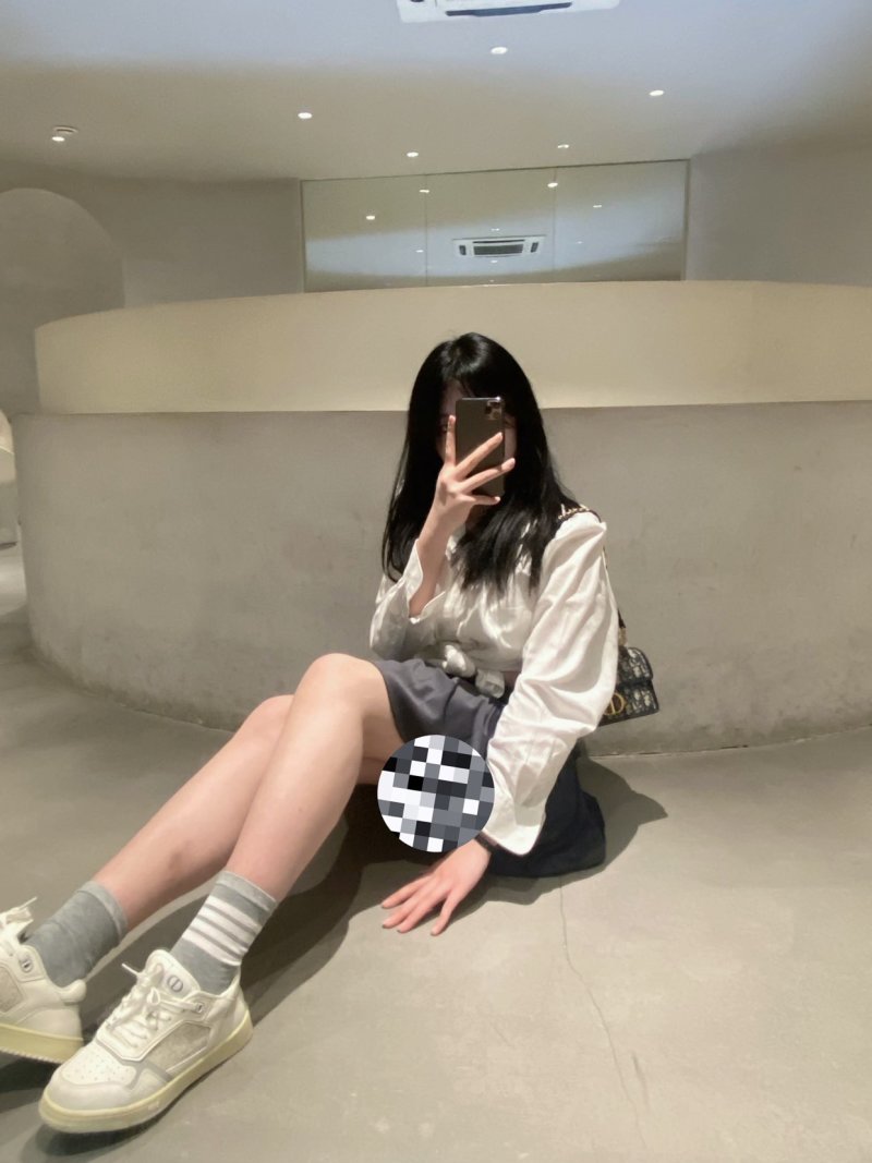 Dior B27 Low-Top Sneaker view