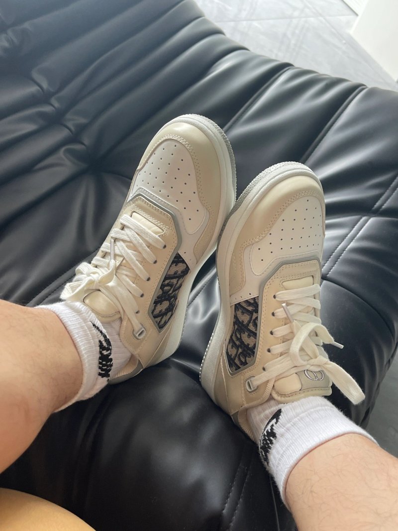 Dior B27 Low-Top Sneaker view