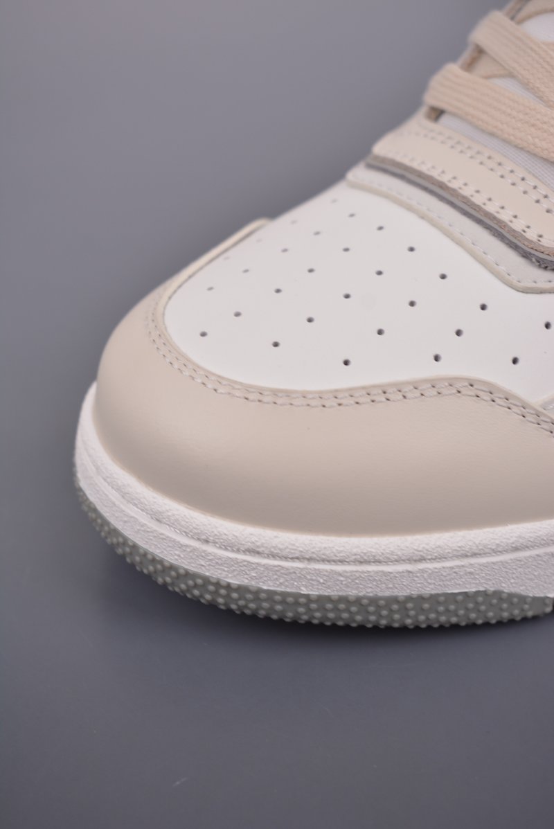 Dior B27 Oblique Low-Top Sneaker 'Black / White / Beige' view