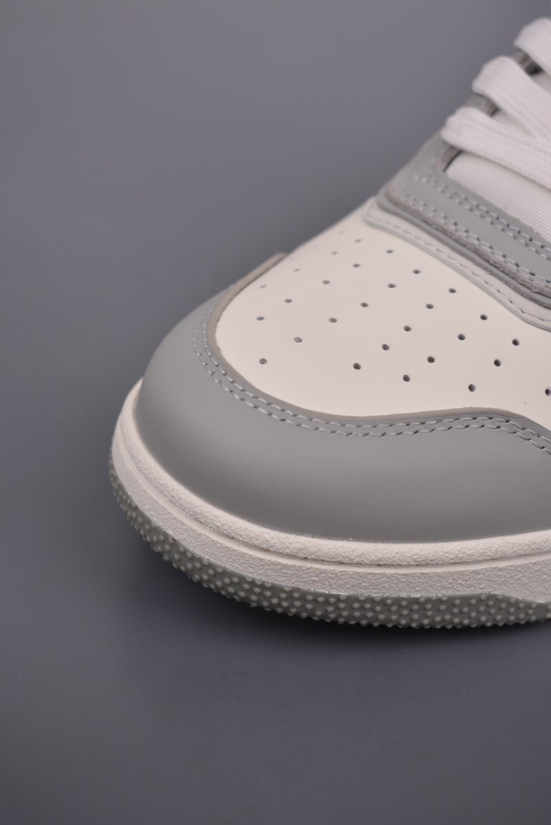 Dior B27 Oblique Low-Top Sneaker 'Black / White / Beige' view