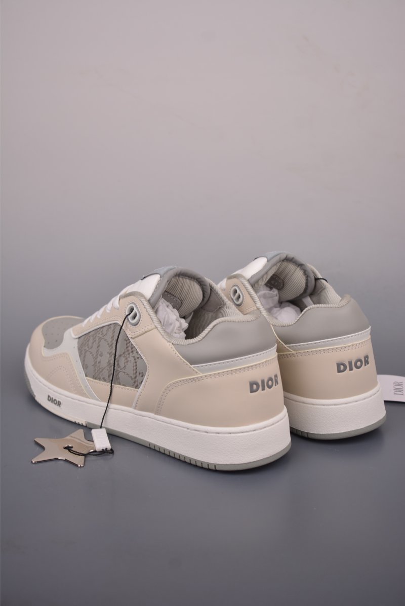 Dior B27 'CD Icon' view