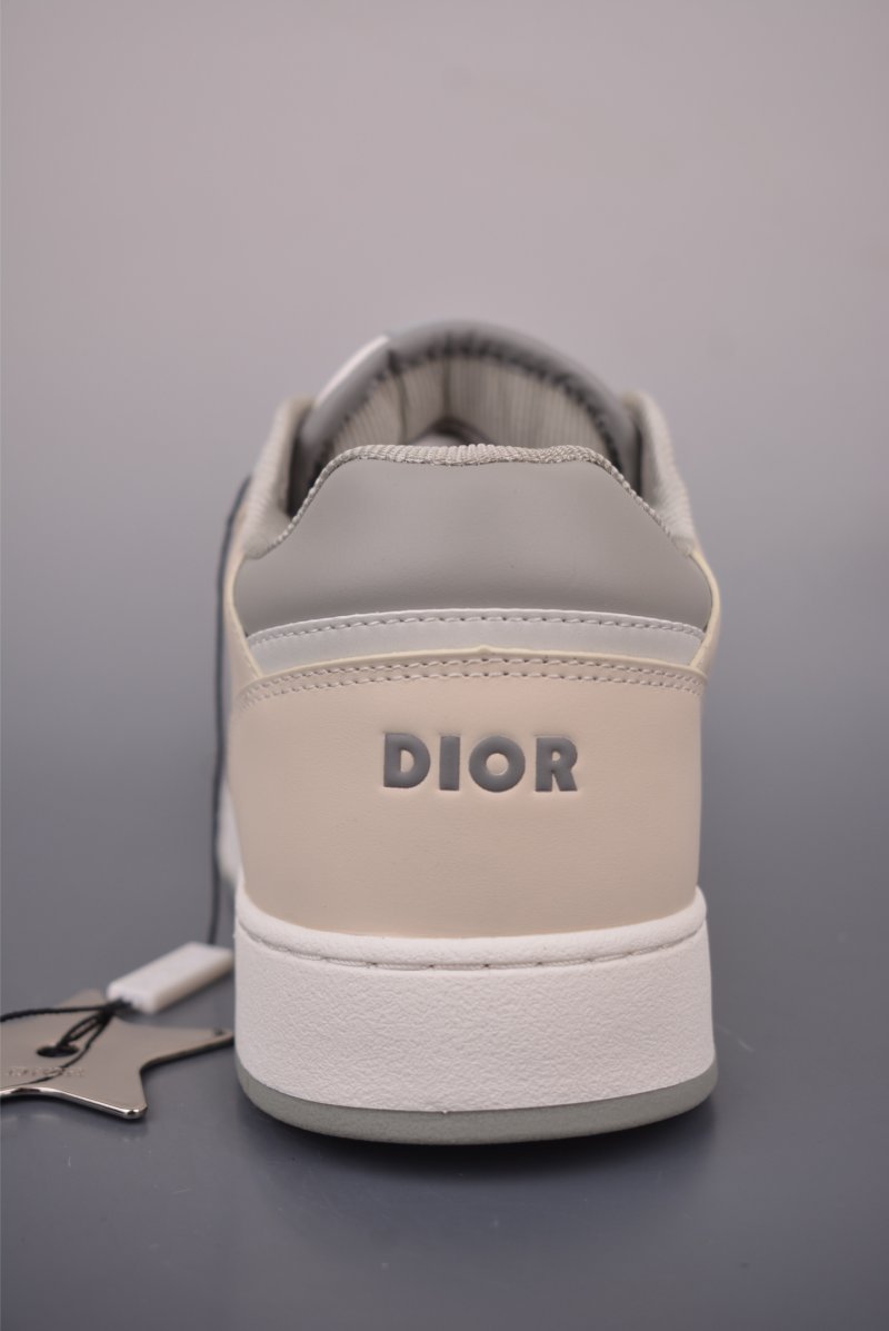 Dior B27 'CD Icon' view