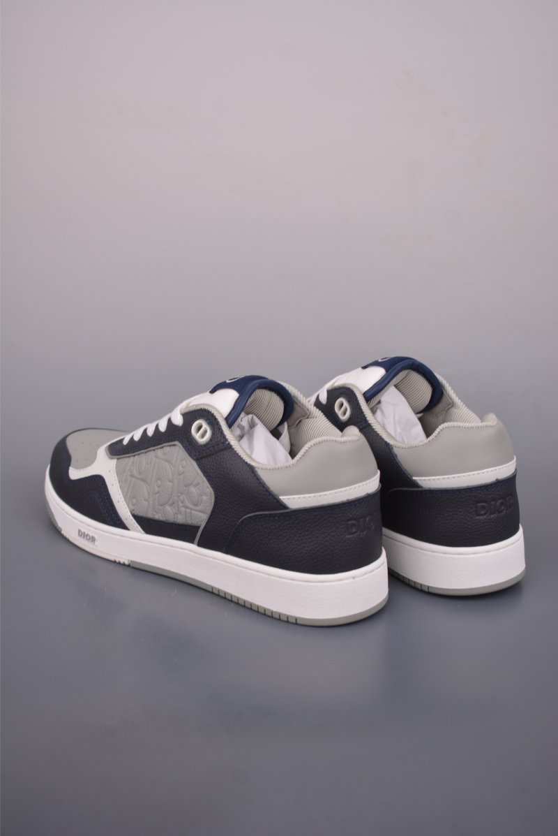 Dior B27 'CD Icon' view
