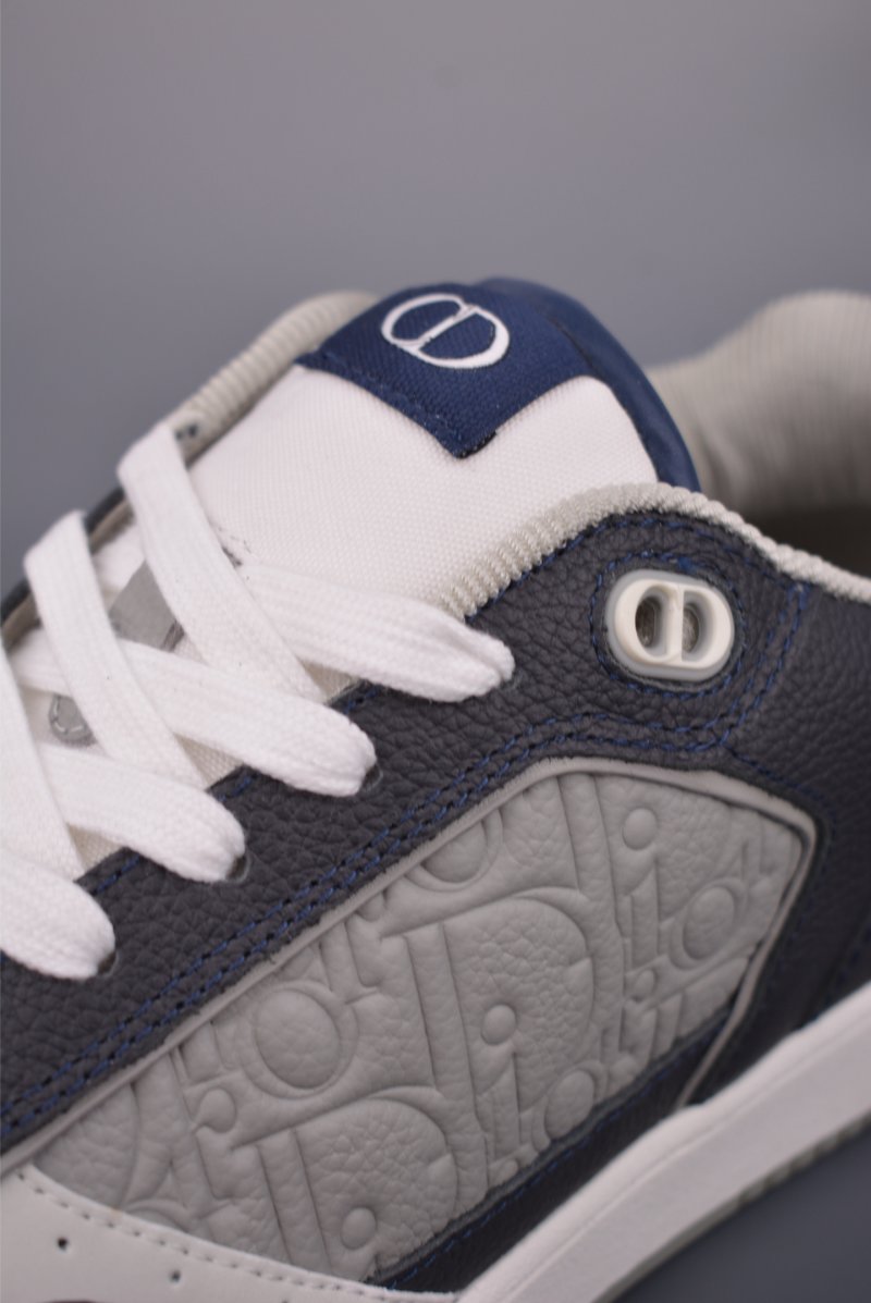Dior B27 'CD Icon' view