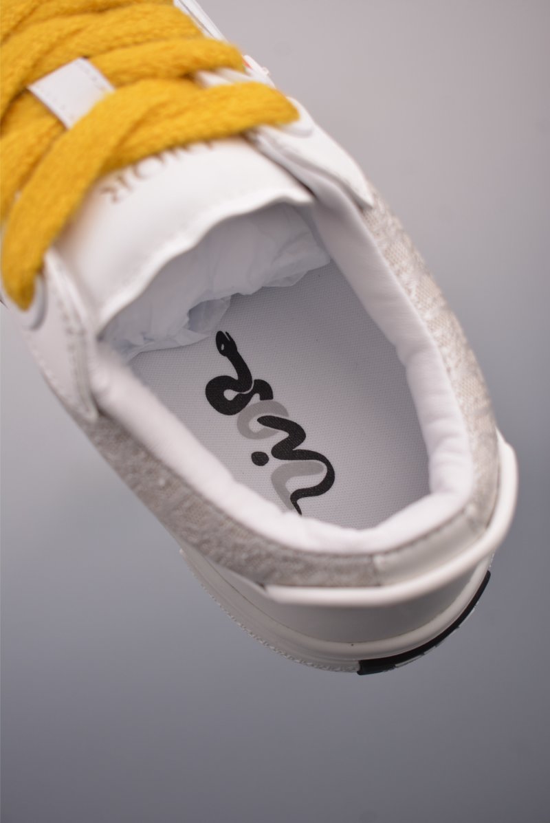 Dior B33 'Oblique' '30 Avenue Montaigne' 'Black / Pink / Yellow' view