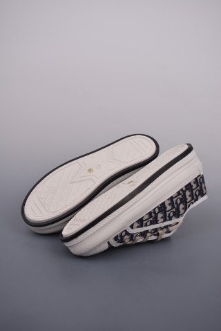 Dior Walk'n'Dior 'Oblique' view 3