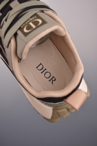 Dior B22 SS view 9