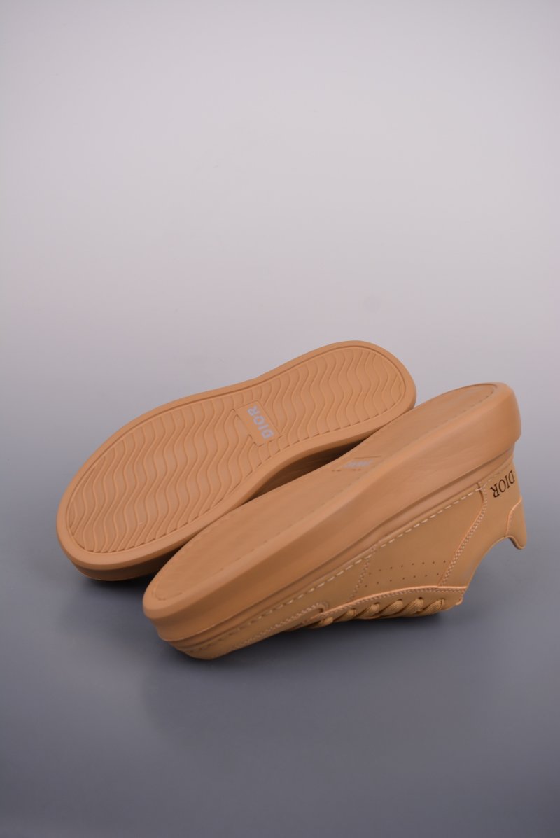 Dior B22 SS view