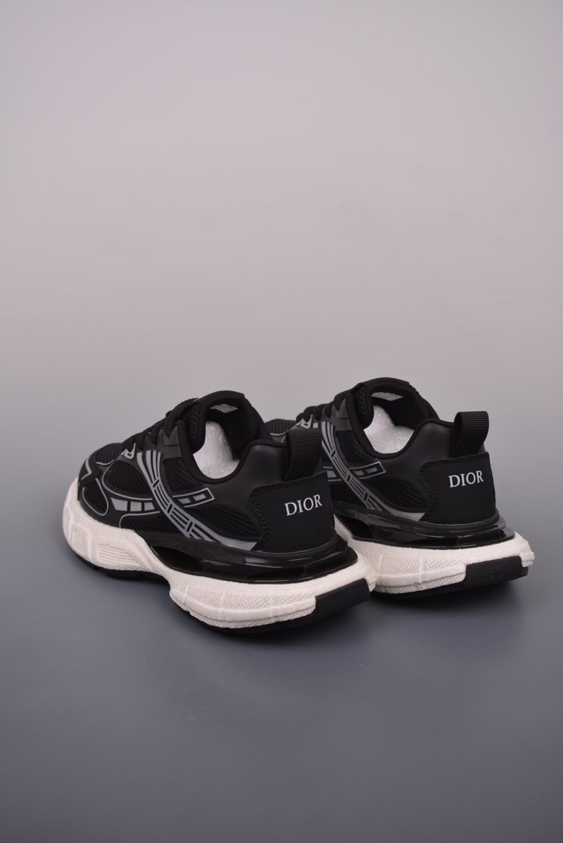 Dior B22 SS view