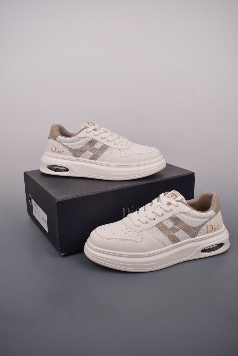 Dior B22 SS view