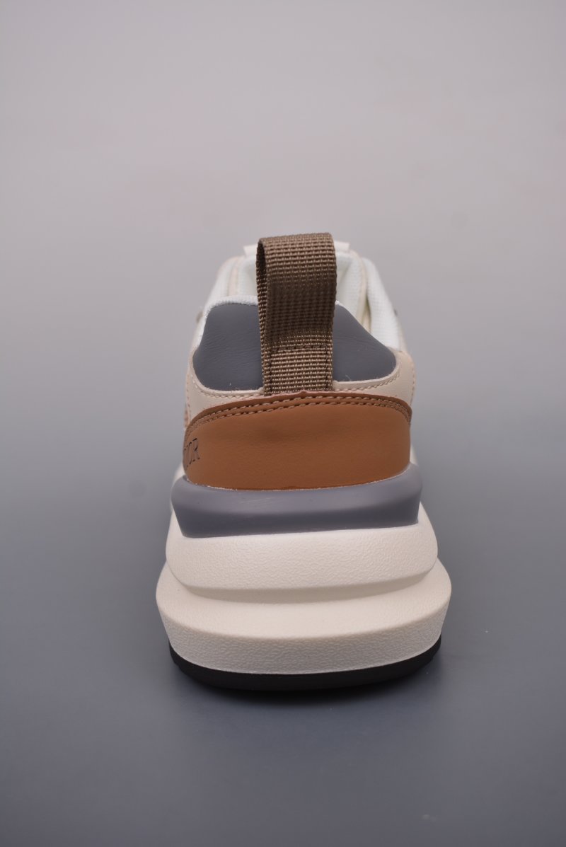Dior B22 SS view