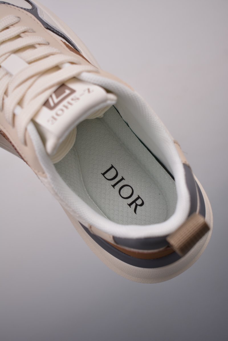 Dior B22 SS view