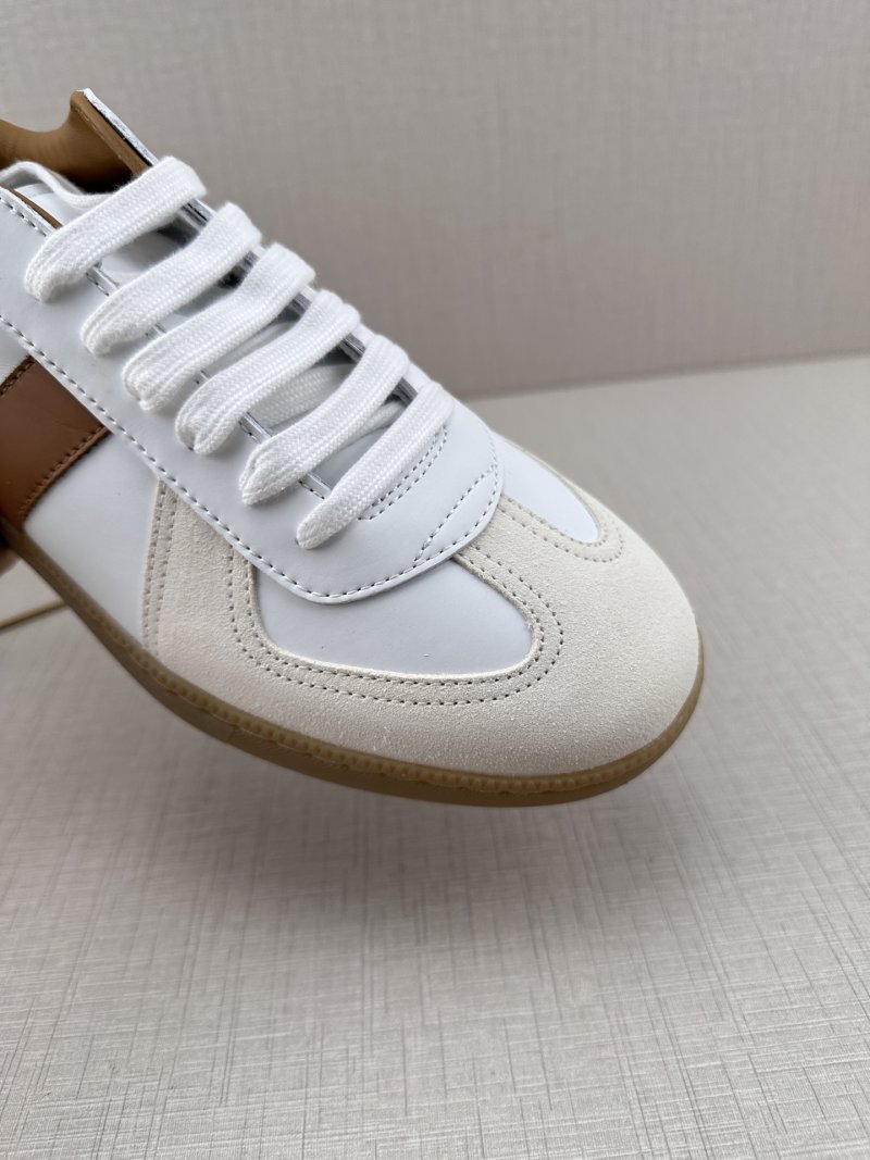 Dior B01 Matchpoint view