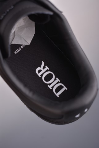 Dior B01 Matchpoint 'CD Icon' view 9