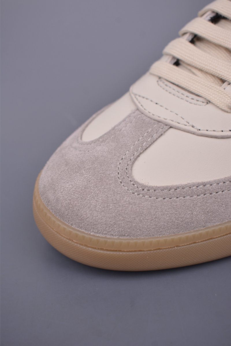Dior B01 Matchpoint 'CD Icon' view