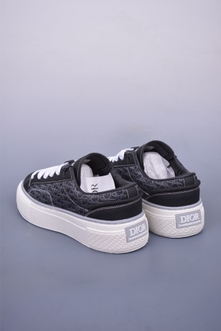 Dior B23 view 2
