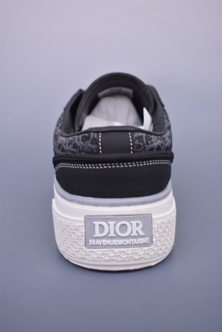 Dior B23 view 4