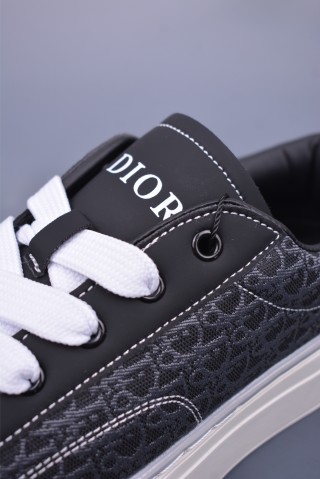 Dior B23 view 7