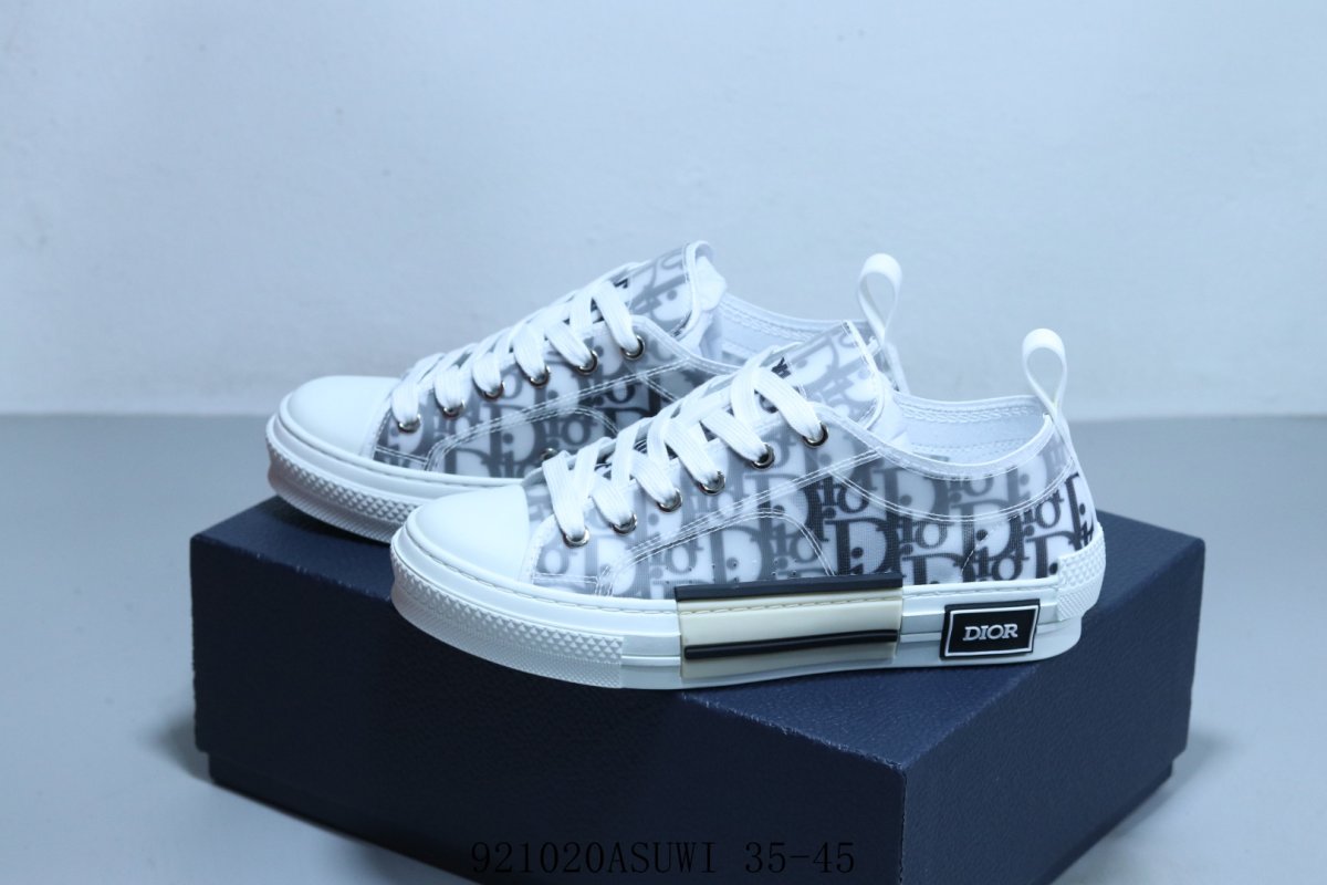 Dior B23 'Oblique' Low Top view