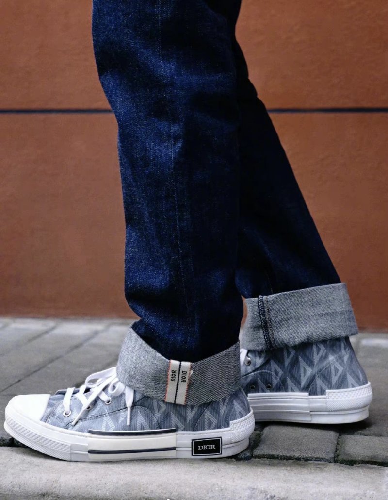 Dior B23 Oblique Top Sneakers view