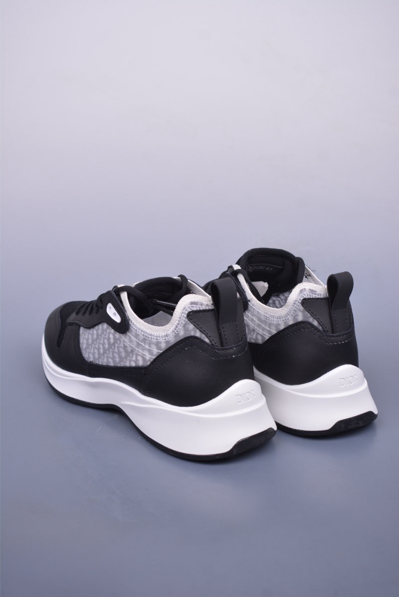 Dior B25 Runner 'Black / White' view