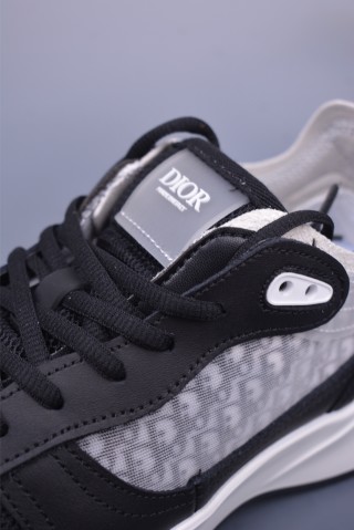 Dior B25 Runner 'Black / White' view 7