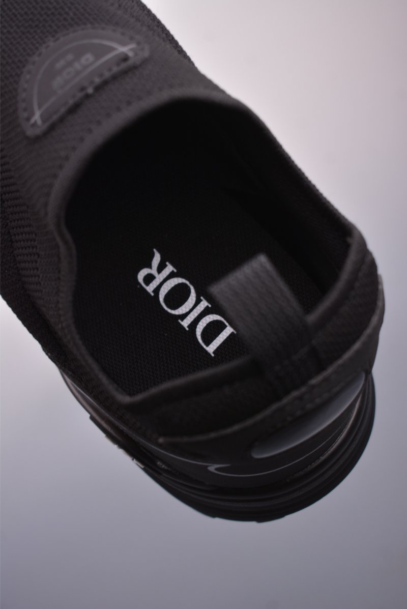 Dior B30 view