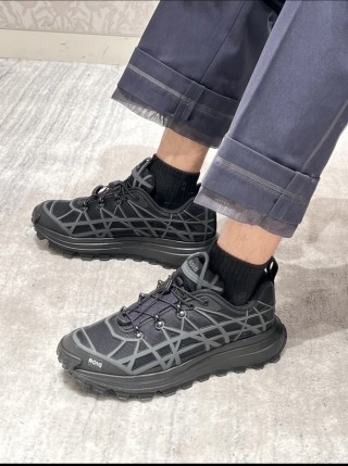 Dior B31 view 3