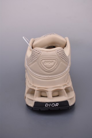 Dior B35 Cosmo view 4
