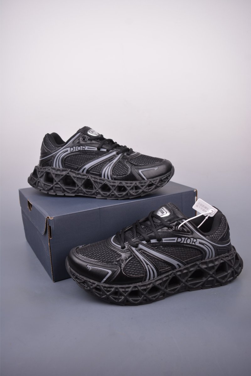 Dior B35 Cosmo view