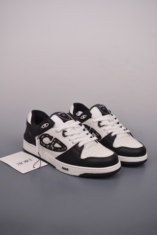 Dior B57 Oblique 'Cream / Black / Grey' view 1