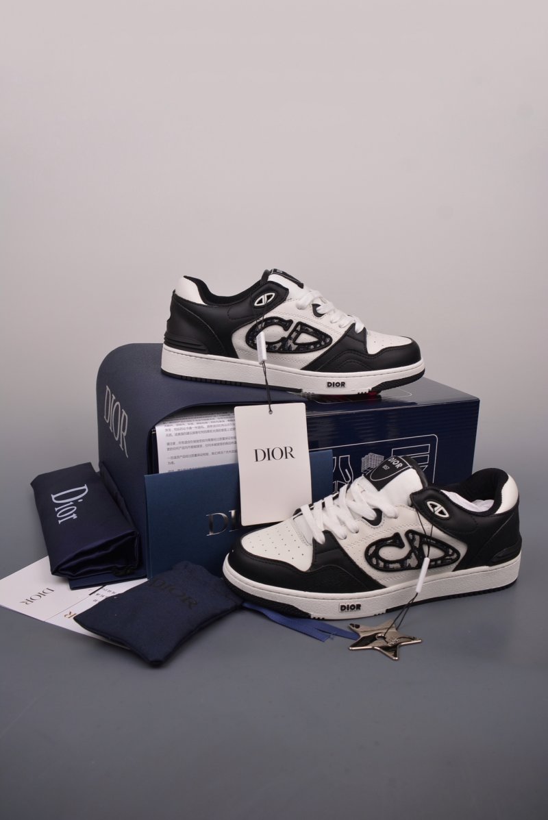 Dior B57 Oblique 'Cream / Black / Grey' view
