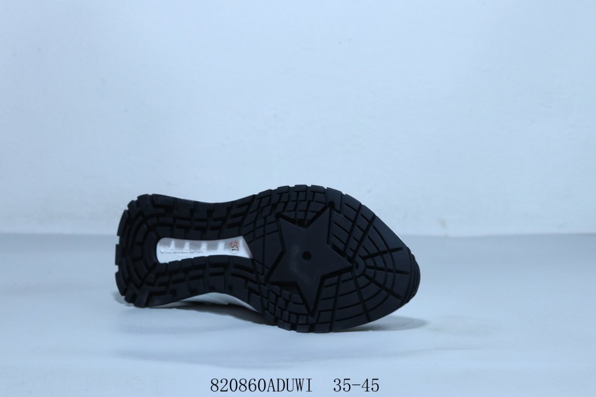 Dior Run'n'Dior view