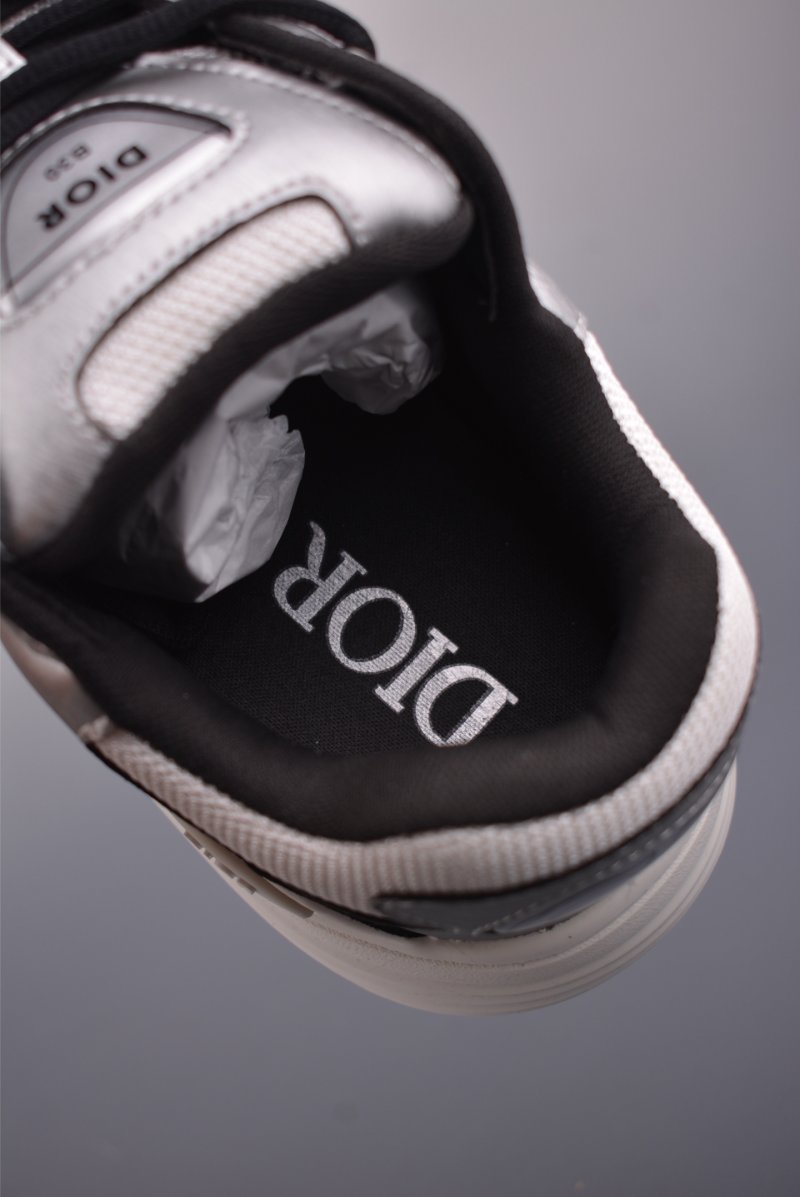 Dior B30 'Black / White' view