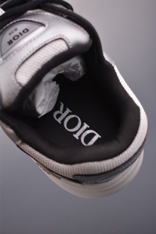 Dior B30 'Black / White' view 9