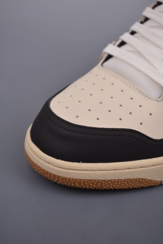 Dior B57 view 6