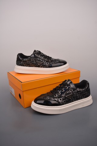 Fendi Casual Sneaker view 5