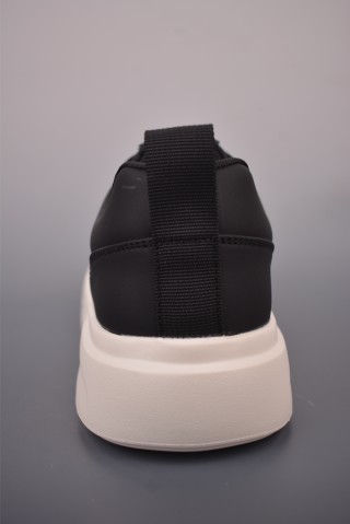 Fendi Casual Sneaker view 4