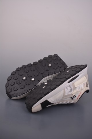 Fendi Casual Sneaker view 3