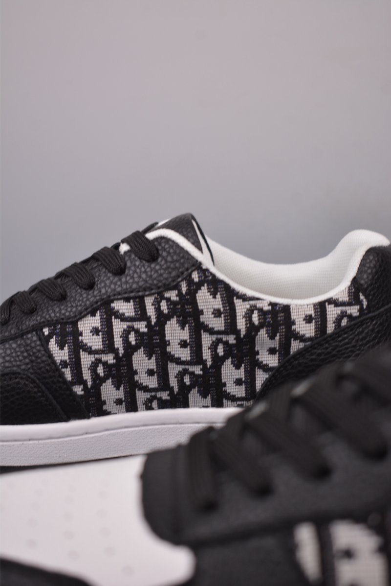 Fendi Casual Sneaker view