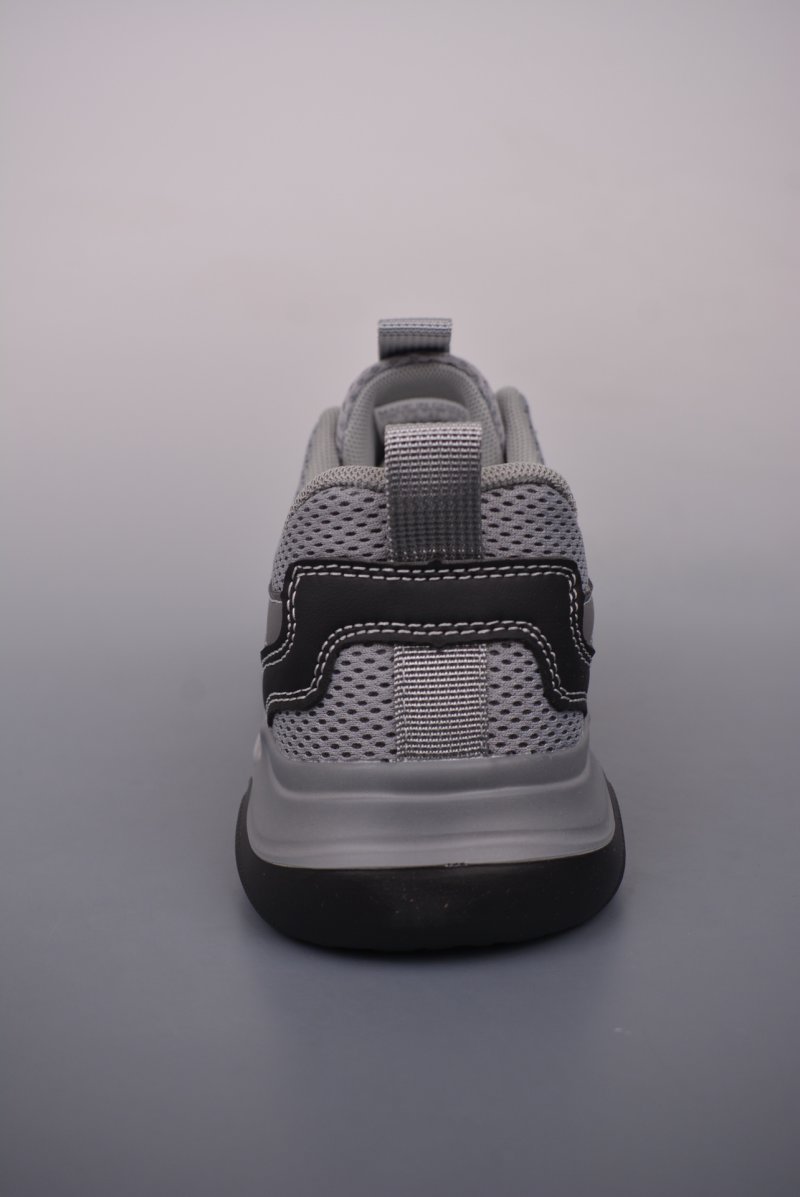 Fendi Casual Sneaker view