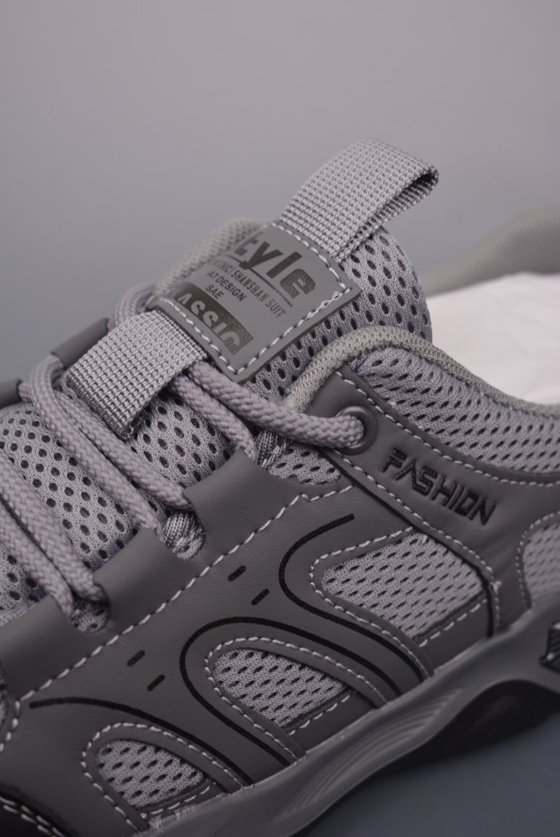 Fendi Casual Sneaker view