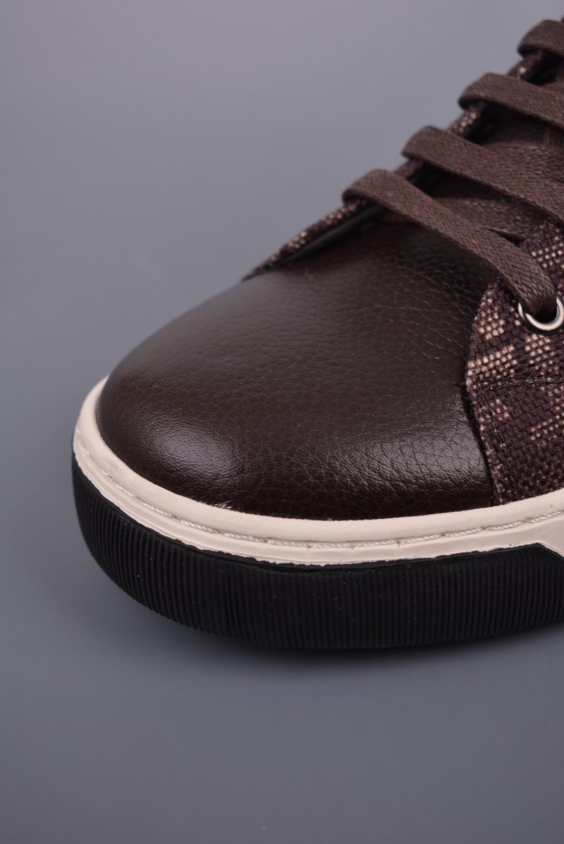Fendi Casual Sneaker view