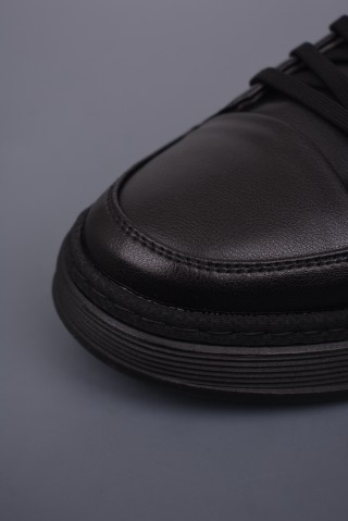 Fendi Casual Sneaker view 6