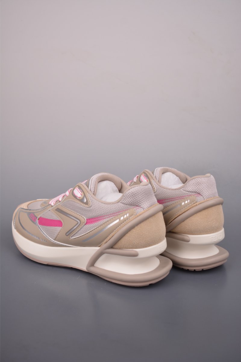 Fendi First view